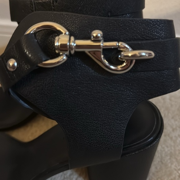 NWOT Rebecca Minkoff Malina black leather ankle strap sandal with clasp size 9.5 - Picture 2 of 8